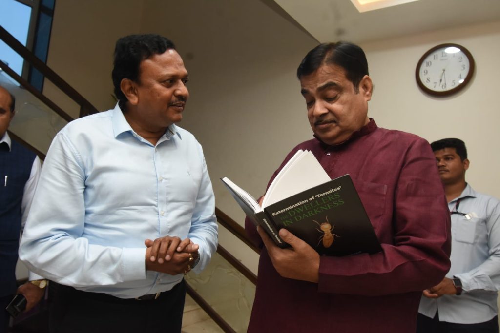 Blessings from Shri Nitin Gadkari 1